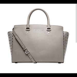 Michael Kors Selma Grommet - Saffiano Leather